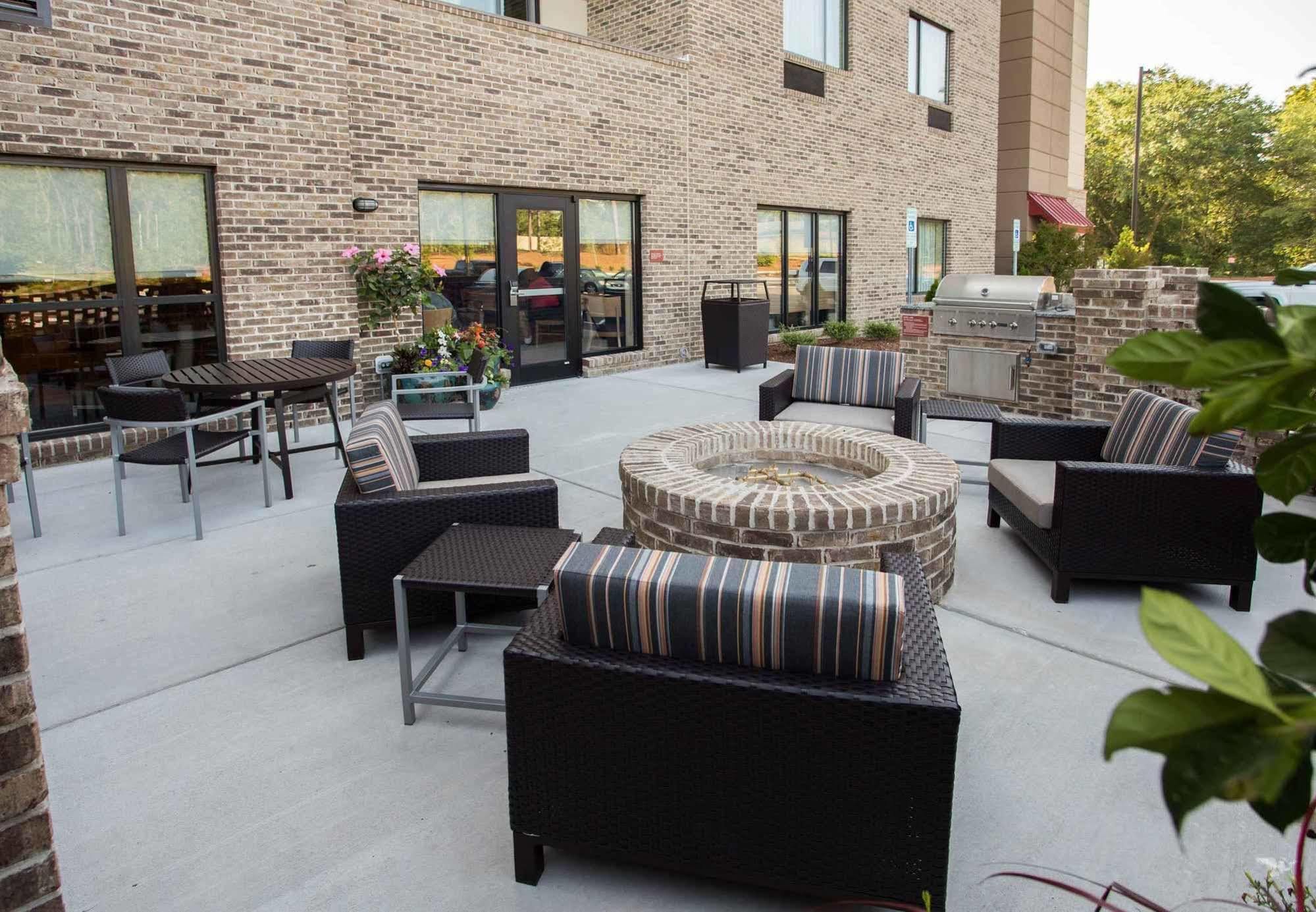 Towneplace Suites By Marriott Southern Pines Aberdeen Dış mekan fotoğraf